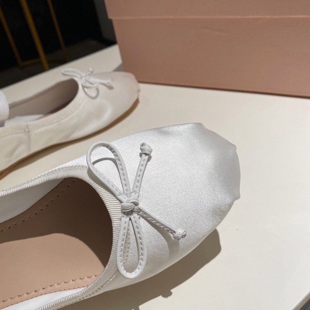 Miu Miu Women's Ballet Flats - Picture 7 of 8